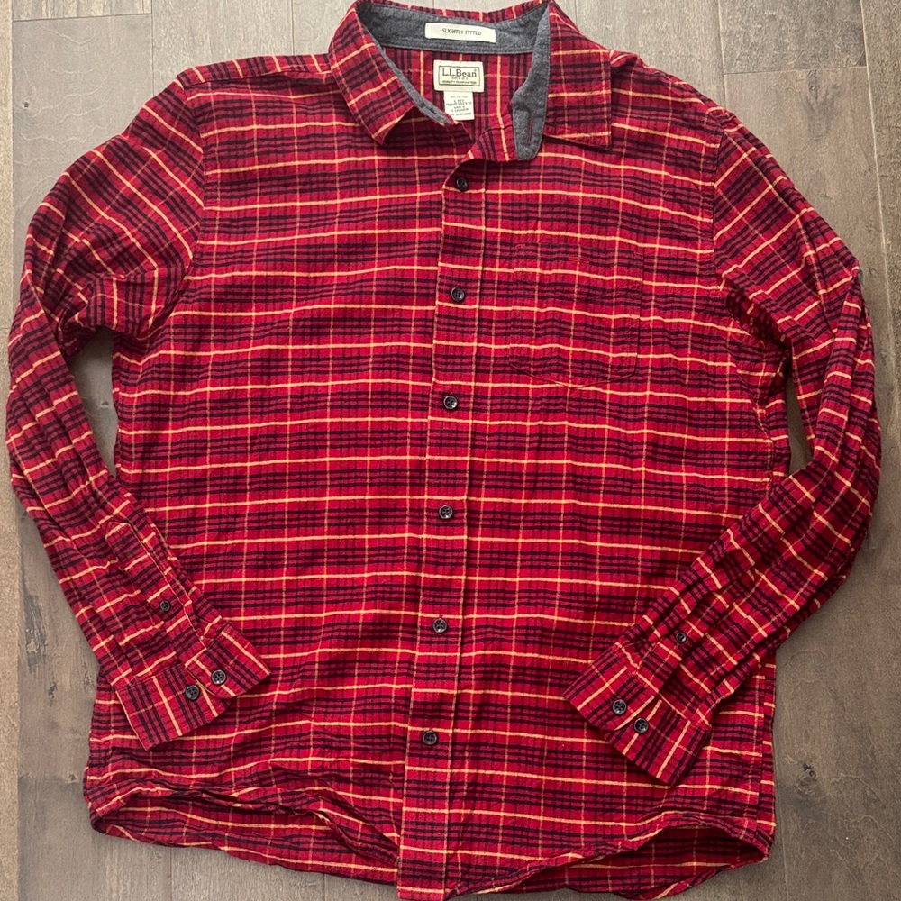 L.L. Bean Men's Casual Red Plaid Button Down Shirt